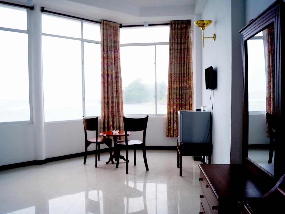Sayurima Beach Hotel 아항가마 외부 사진