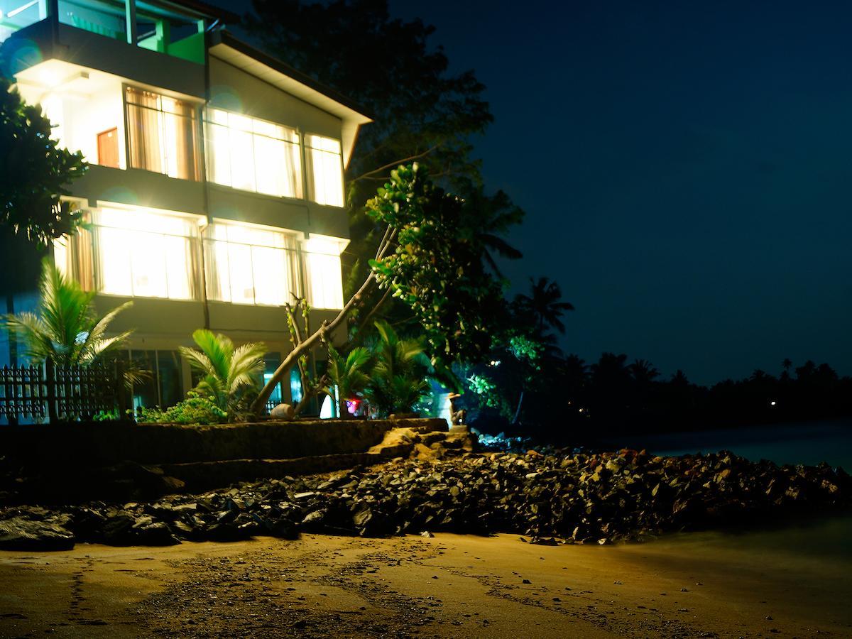 Sayurima Beach Hotel 아항가마 외부 사진
