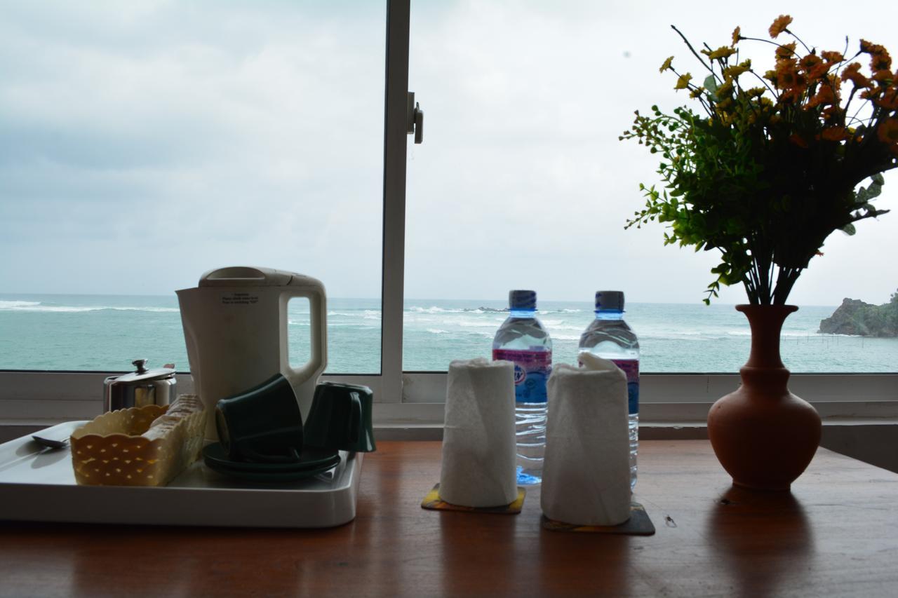 Sayurima Beach Hotel 아항가마 외부 사진